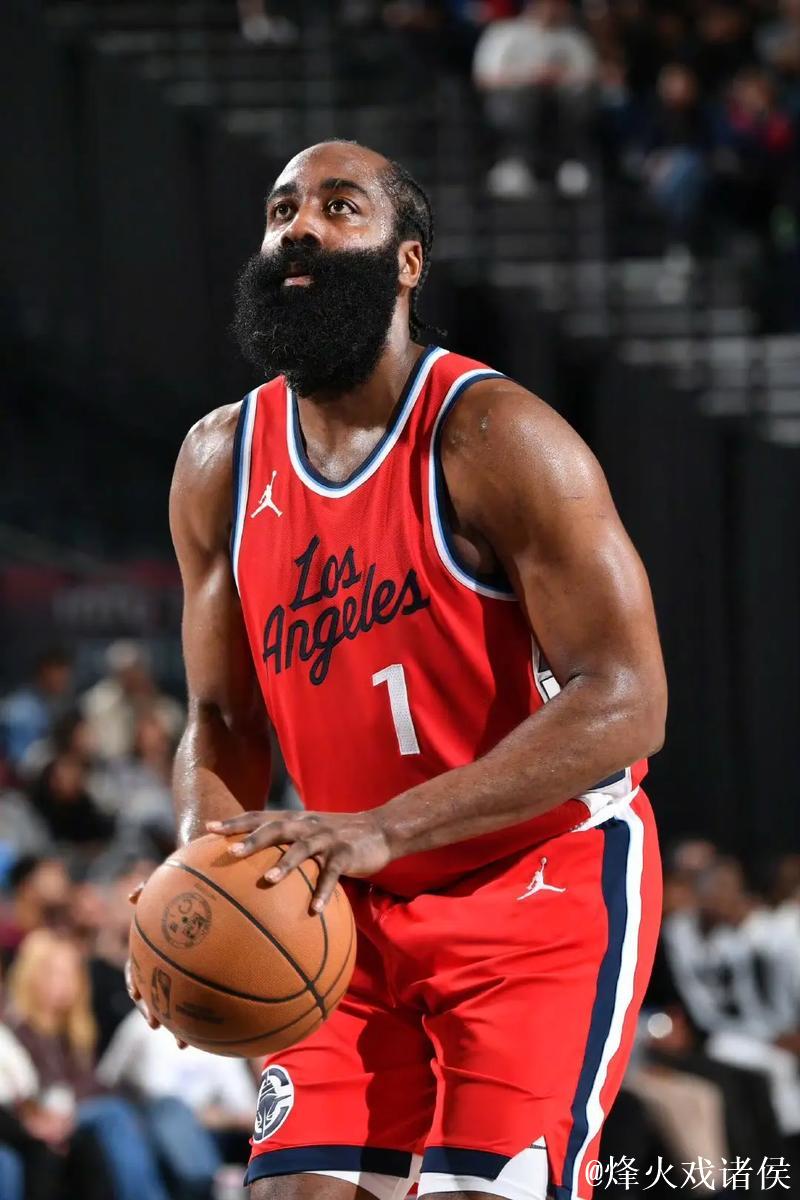 难兄难弟！快船遭遇四连败，再次与国王并列西部倒数第二